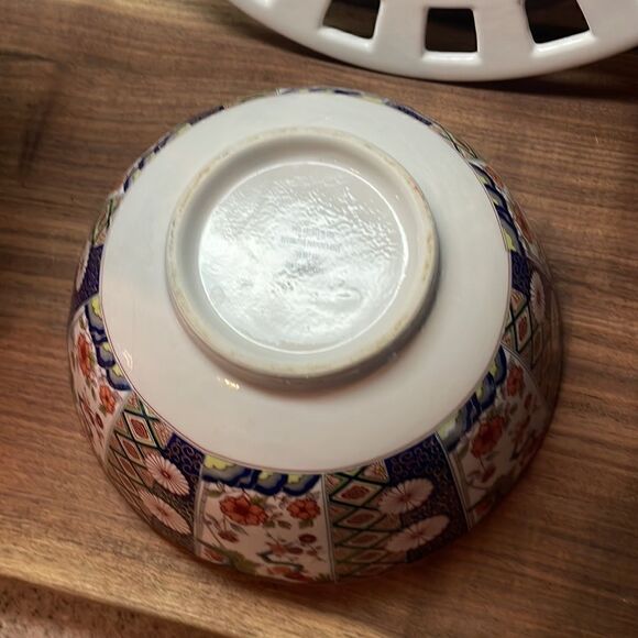 Porcelain Floral Gold Rim Bowl - LARGE - Picture 7 of 8